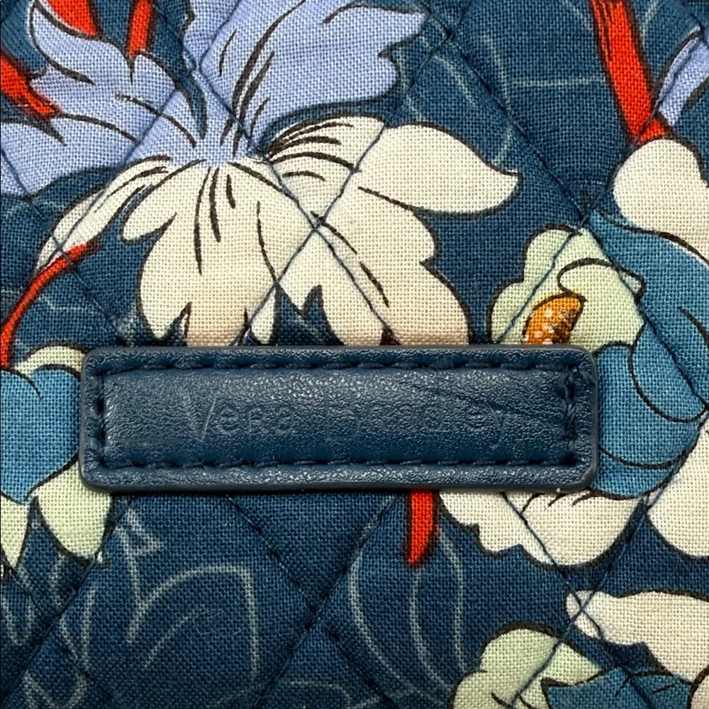 Vera Bradley Bag Floral Bursts Quilted Cotton Laptop Workstation Crossbody